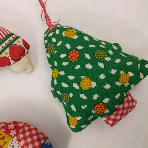 Vintage Christmas Ornaments Soft Stuffed Calico Patchwork lot of 5  1970s - Picture 10 of 13